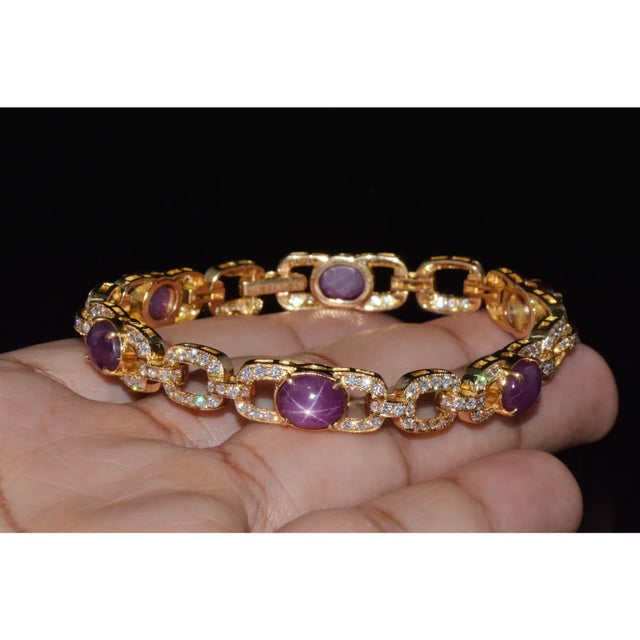 Gia Natural 25.14Cts vs F Diamond Unheated Star Ruby Solid 18k Gold Stacking Tennis Bracelet For Sale In Dallas - Image 6 of 11