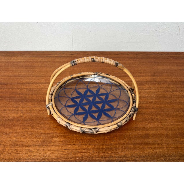 Mid-Century Modern Rattan and Glass Bowl, 1960s For Sale - Image 16 of 18