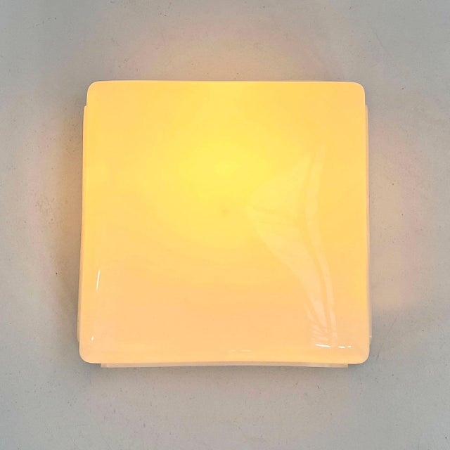 Artemide White Cnosso Wall Lamp by Angelo Mangiarotti for Artemide, 1960s For Sale - Image 4 of 7