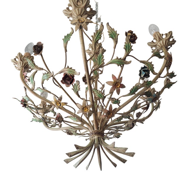 Vintage Chandelier in Metal For Sale