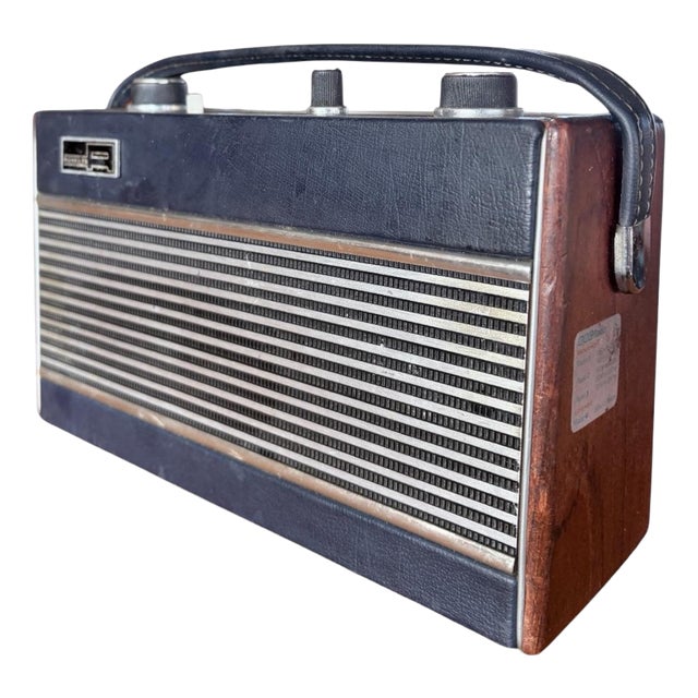 Vintage R500 Portable Transistor Radio in Wood Veneer from Roberts, 1960s For Sale