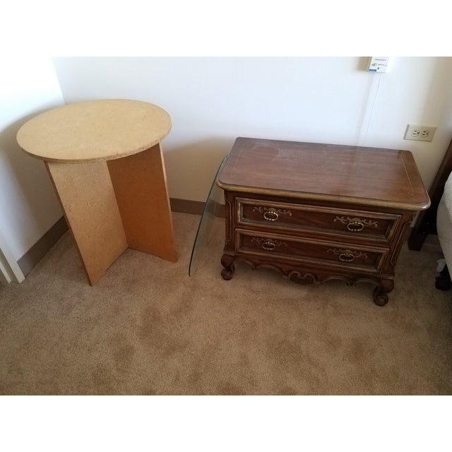 Vintage Drexel Heritage Brittany Collection Louis XV French Provincial Nightstand End Tables (Pair) For Sale - Image 13 of 17