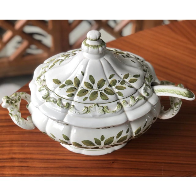 Traditional Vintage Italian Green & White Porcelain Botanical Lidded Soup Tureen With Ladle-Signed For Sale - Image 3 of 12