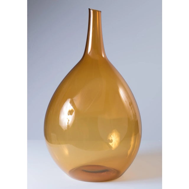 Mid-Century Modern 1960s Mid-Century Amber Zeller Glass Floor Vase Bottle Attributed to Wayne Husted for Zeller For Sale - Image 3 of 11
