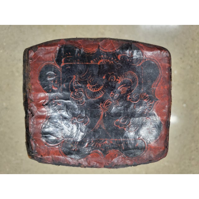 Chinese 19th Century Chinese Lacquered Leather Opium Pillow / Headrest For Sale - Image 3 of 6