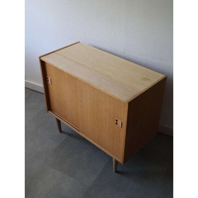 1960s Vintage Danish Sideboard in Oak, 1960s For Sale - Image 5 of 7