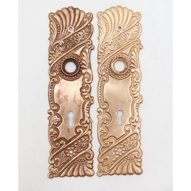 Early 20th Century 1890s Corbin Roanoke Polished Brass Interior Door Knob Set For Sale - Image 5 of 8