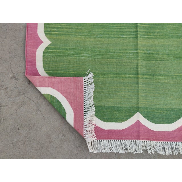 Handmade Cotton Forest Green, Cream and Raspberry Pink Washed Border Scalloped Rug - 4'x6' For Sale - Image 10 of 11