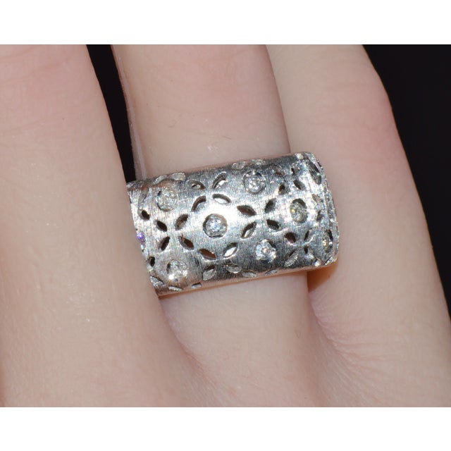 Silver Authentic Roberto Coin Granada Natural 0.32Ct Diamond 18k White Gold Wide Band Ring, Size 6.5 For Sale - Image 8 of 16