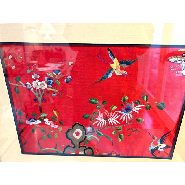 Early 20th-Century Red Hand-Embroidered Silk Panel in Black Wood Frame For Sale - Image 4 of 4