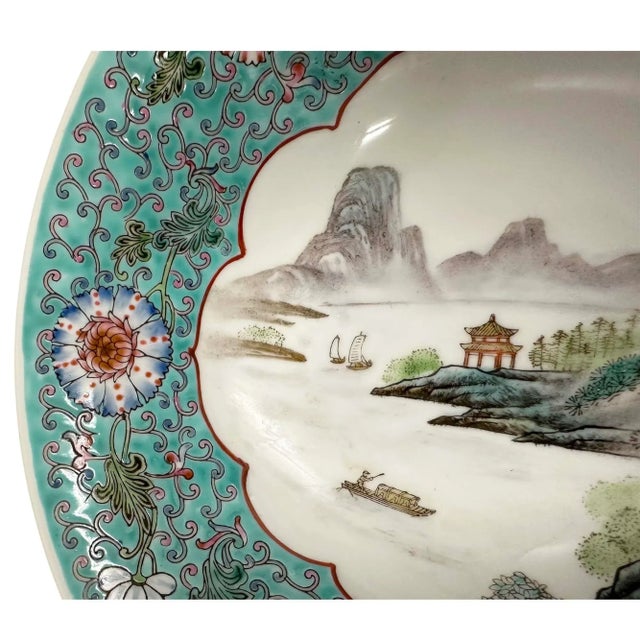 Mid 20th-Century Chinese Famille Rose Porcelain Bowl For Sale In Los Angeles - Image 6 of 12