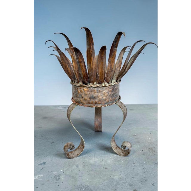 Vintage Mexican Hammered Copper Pineapple Leaf Planter Urn Stand, Palm Beach Style For Sale In Miami - Image 6 of 6