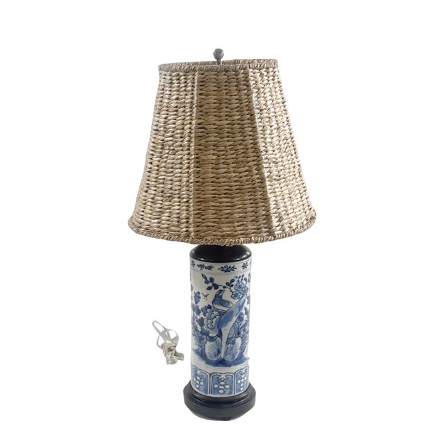 Chinoiserie Pair of Blue and White Potcelain Table Lamps- Chinoiserie Floral Ceramic Lamps For Sale - Image 3 of 4