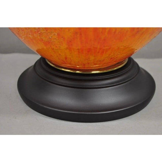 Vintage Mid Century Modern Orange Lava Glazed Bulbous Ceramic Pottery Table Lamp For Sale In Philadelphia - Image 6 of 12