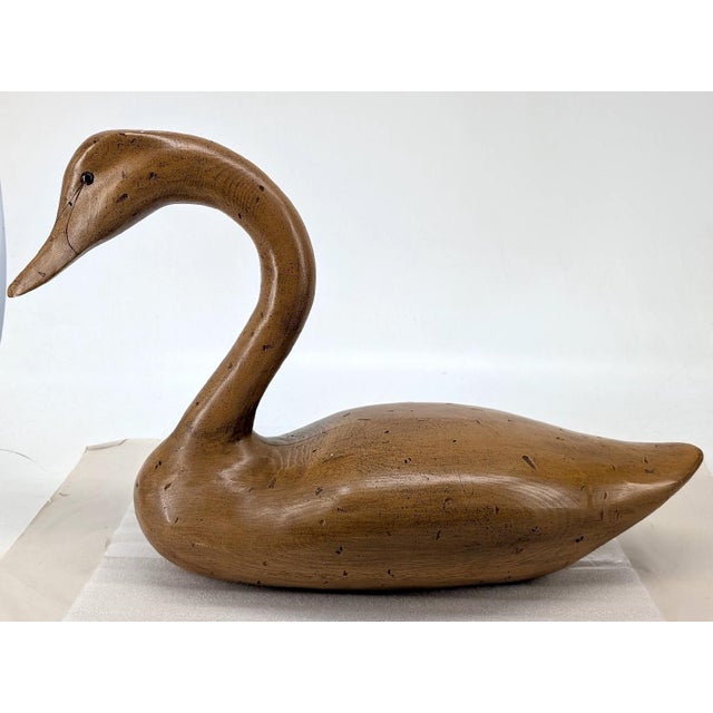 American 27" Decoy Wooden Swan – 1970s Oversized Sculpture Americana Hand-Carved Folk Art For Sale - Image 3 of 7