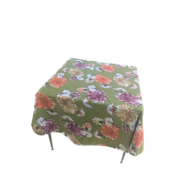 1970s Vintage Vera Neumann Chrysanthemum Round Tablecloth For Sale In Miami - Image 6 of 8