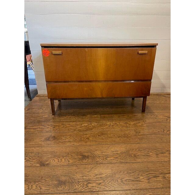 Vintage Dresser Pillow Trunk by Mier, 1970 For Sale - Image 7 of 7