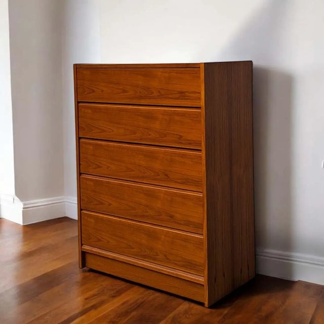 1960s 1960s Danish Modern Teak Five-Drawer Tallboy Dresser, Made in Denmark For Sale - Image 5 of 10