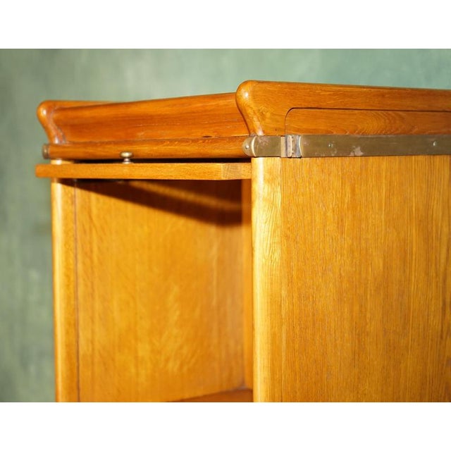 Antique Modular Honey Oak and Gilt Brass Stacking Bookcase with Glazed Retracting Doors For Sale - Image 16 of 18