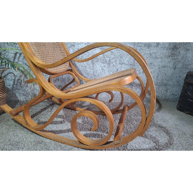Thonet-Style Rocking Chair in Bent Beechwood and Caning, 1960s For Sale - Image 9 of 12