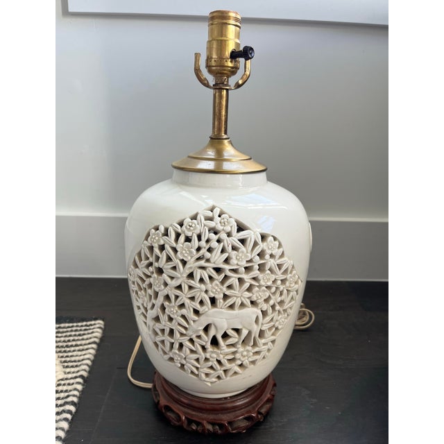 Mid 20th Century Blanc De Chine Reticulated Table Lamp For Sale - Image 4 of 10