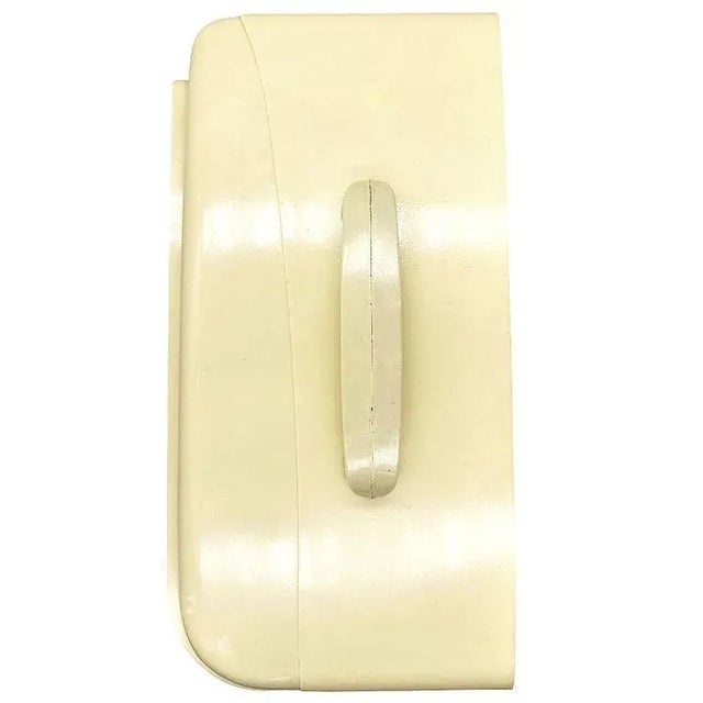 1940s Mid-Century 1949 Carrara Ivory Emerson Model 581 Plaskon Vacuum Tube Am Radio For Sale - Image 5 of 9