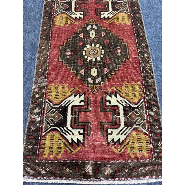 Contemporary Turkish Yastik Rug 1'6" x 2'10" For Sale - Image 3 of 5