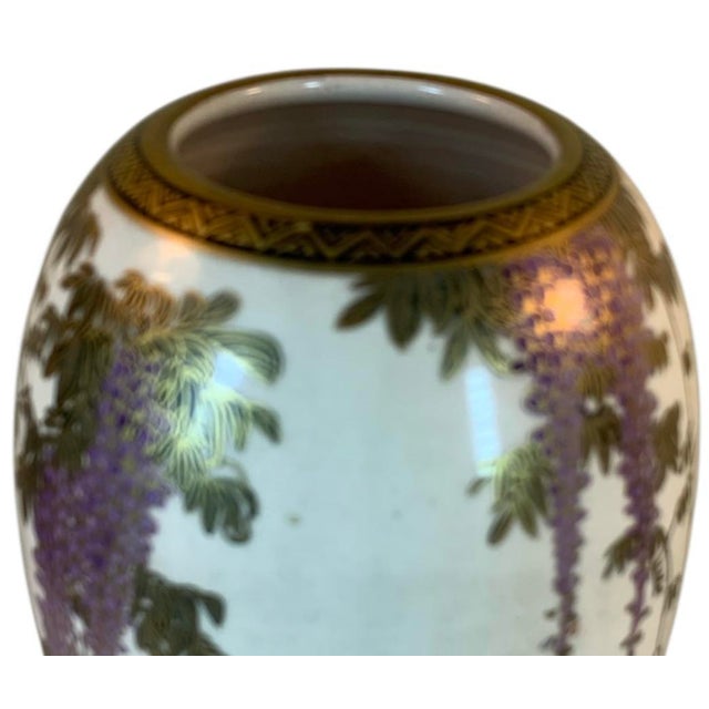 1920s 1920s Japanese Late Meiji Satsuma Vase With Wisteria All Around Signed Kizan For Sale - Image 5 of 7
