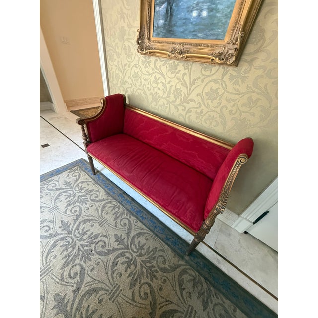 Lewis Mittman Carved Settee – Red Upholstery & Gilt Accents – Classic Regency Elegance For Sale - Image 9 of 9