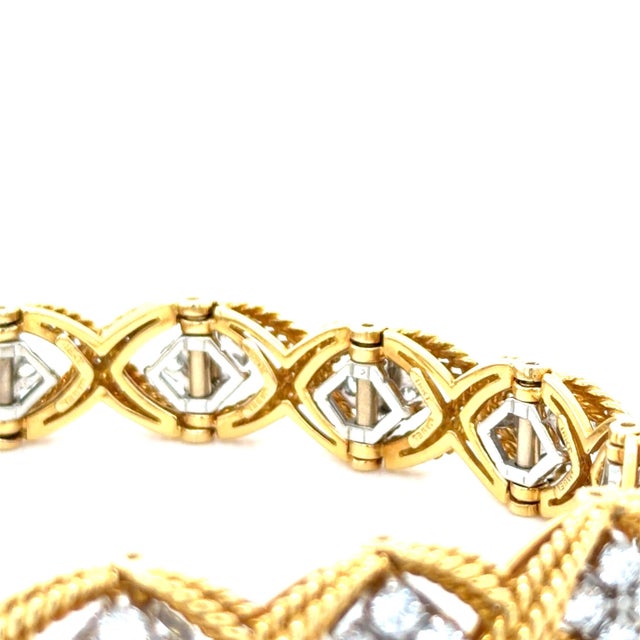 Late 20th Century Jabel, 18k Bicolor Gold and Diamond Bracelet For Sale - Image 4 of 6
