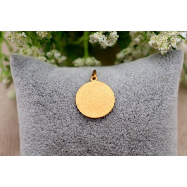 19.2k Gold Pendant For Sale - Image 5 of 7