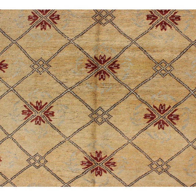 Vintage Turkish Cross-Hatch Trellis Design Oushak Rug by Keivan Woven Arts For Sale In Atlanta - Image 6 of 9