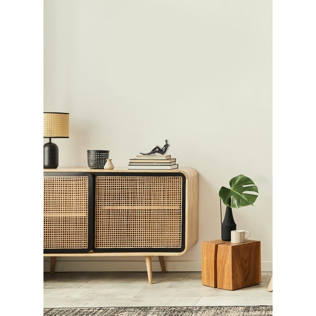 Black Josie - Elegant Figurative Bronze Sculpture Original Artwork by Nando Kallweit For Sale - Image 8 of 10