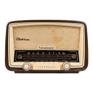Authentic 1958 German Mid-Century Modern Nordmende Elektra 58 Tube Radio, Usa Export Model For Sale