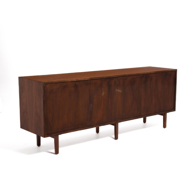 1960s Florence Knoll International Credenza Walnut Legs Chrome Locks Leather Pulls 1960s For Sale - Image 5 of 12