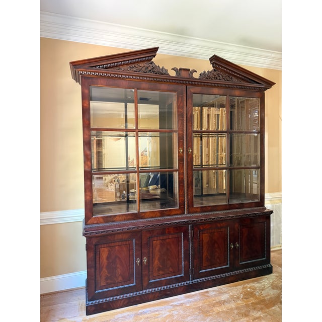 2000 - 2009 Henredon Natchez Collection Flame Mahogany China Display Cabinet — Lighted & Mirrored For Sale - Image 5 of 6