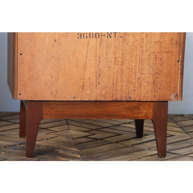Mid-Century Modern Three Drawers Nightstands by American of Martinsville, c.1960’s For Sale - Image 9 of 18