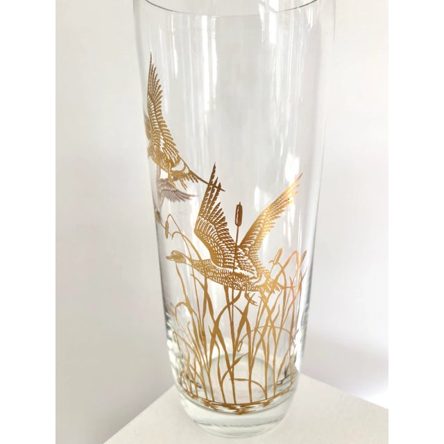 American 1980s Gold Flying Geese Glass Vase For Sale - Image 3 of 8