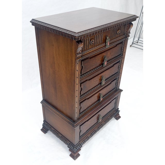 Fine Ornate Carved Oak 5 Drawers Bracket Feet Decorative Chest c1900s MINT For Sale - Image 10 of 18