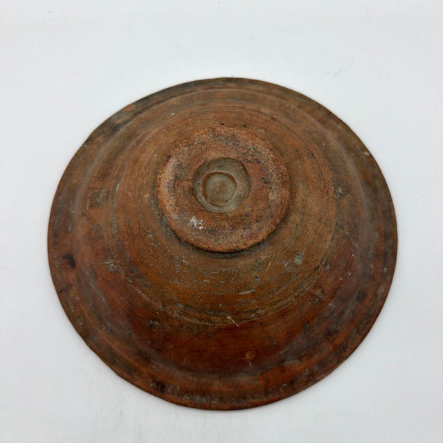 Ceramic 19th Century Spanish Glazed Terracotta Lebrillo Bowl With Leaf Motif - 10.5" For Sale - Image 7 of 17