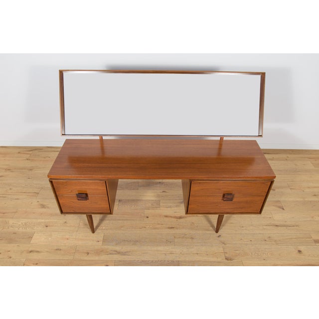 Mid-Century Dressing Table in the style of Ib Kofod-Larsen for G-Plan, United Knigdom, 1960s For Sale - Image 4 of 18