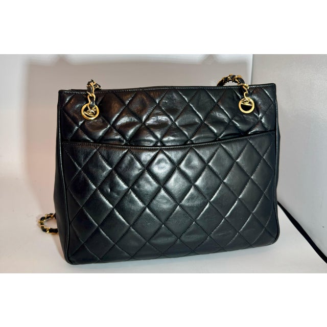 Chanel Quilted Black Caviar Skin Shoulder Bag / Tote, Golden Chain & Hardware For Sale - Image 18 of 18