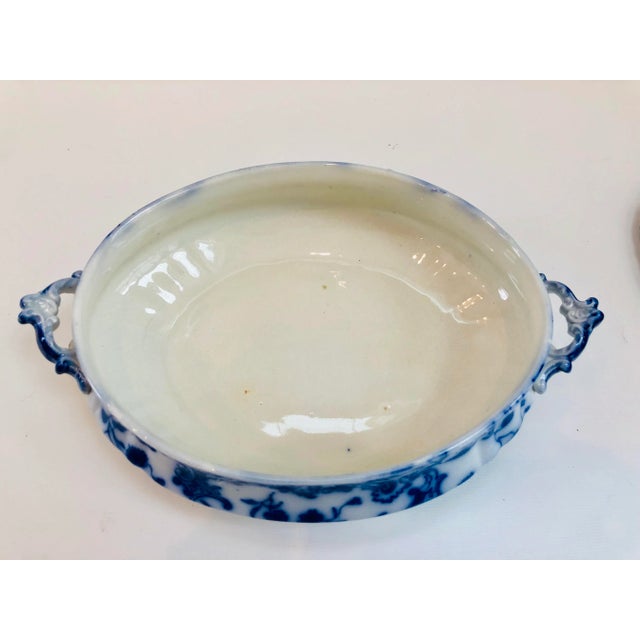 Late 19th Century Antique English Staffordshire Flow Blue Marie Pattern Lidded Soup Tureen For Sale - Image 5 of 11