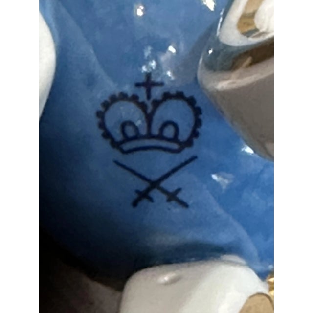 Egg Container in Meissen Porcelain For Sale - Image 11 of 12