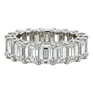 Gia 9.12 Carats Emerald Cut Diamond Eternity Band, Platinum, Size 6 1/2 For Sale