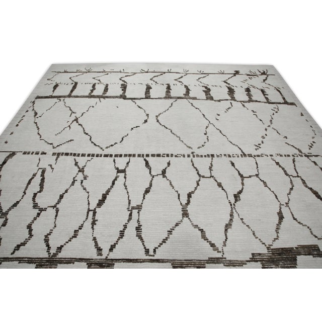 Early 21st Century Beige & Brown Modern Moroccan Style Wool Rug 10' X 14'9" For Sale - Image 4 of 8