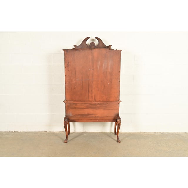 Berkey & Gay Antique Georgian Burled Walnut Breakfront Bookcase Cabinet, Circa 1920s For Sale - Image 11 of 12