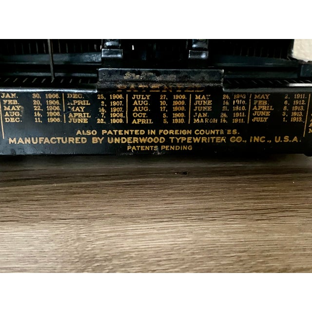 Black Antique 1922 Underwood Standard No. 5 Typewriter - Serial 1539401. For Sale - Image 8 of 12