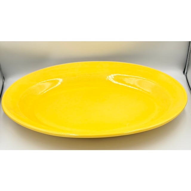 Metlock Pottery 1930s Metlox Poppytrail "Early California" Pottery 200 Series Yellow Serving Platter For Sale - Image 4 of 9