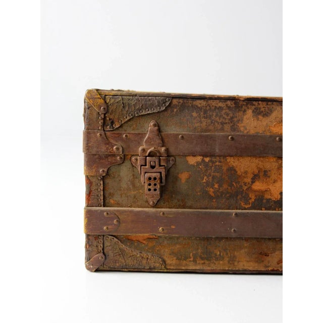 Antique Argentine Gaucho Trunk With Iron Strapping For Sale - Image 4 of 12